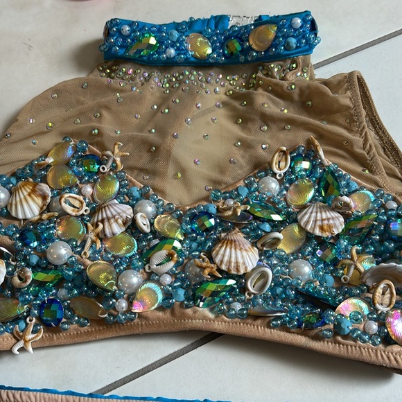 Custom Glamour Costume - Picture 3 of 9